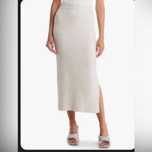 Tahari Sweater Maxi Skirt -Cream color